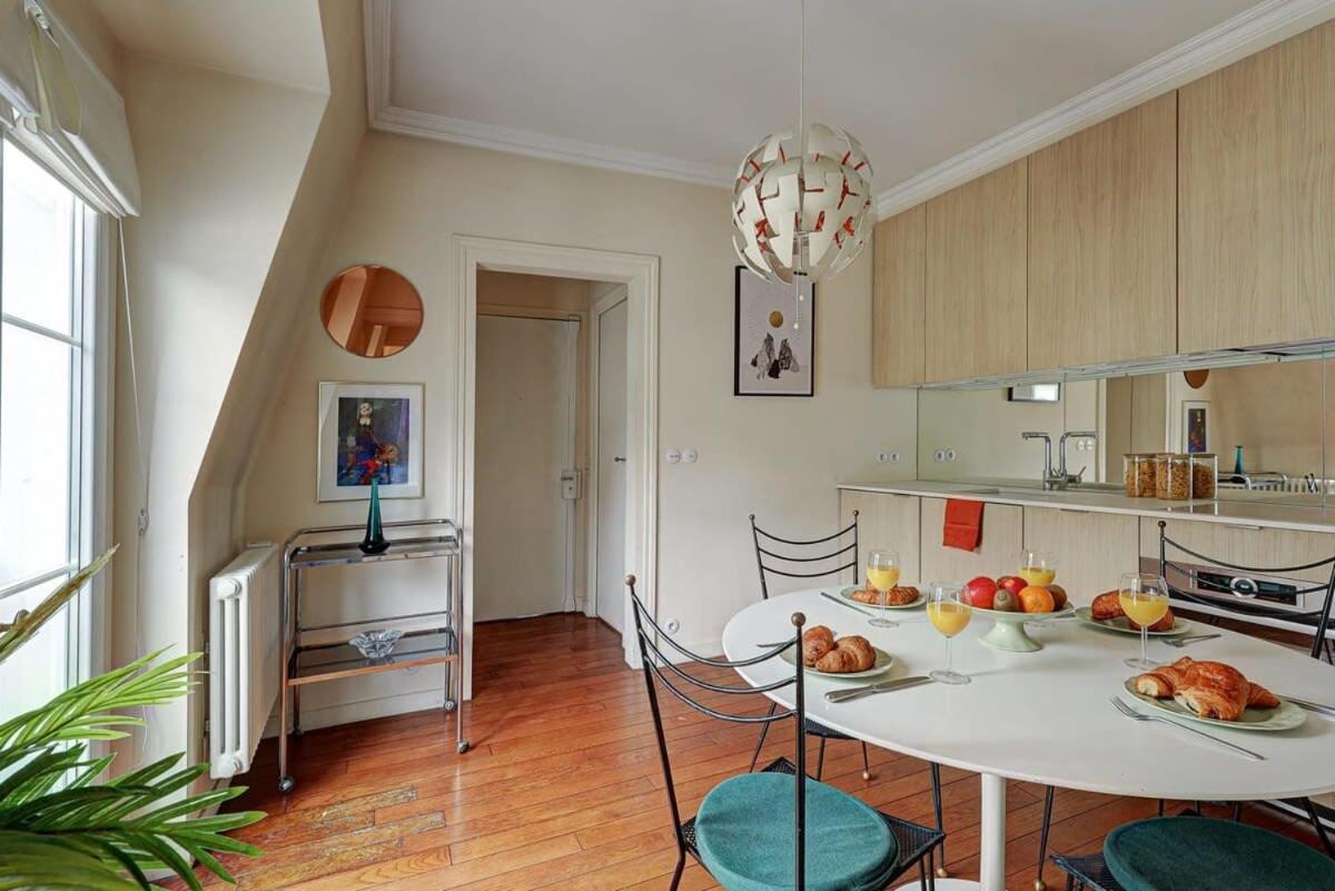 St Germain & Odeon - Cityapartmentstay Paris Exterior foto